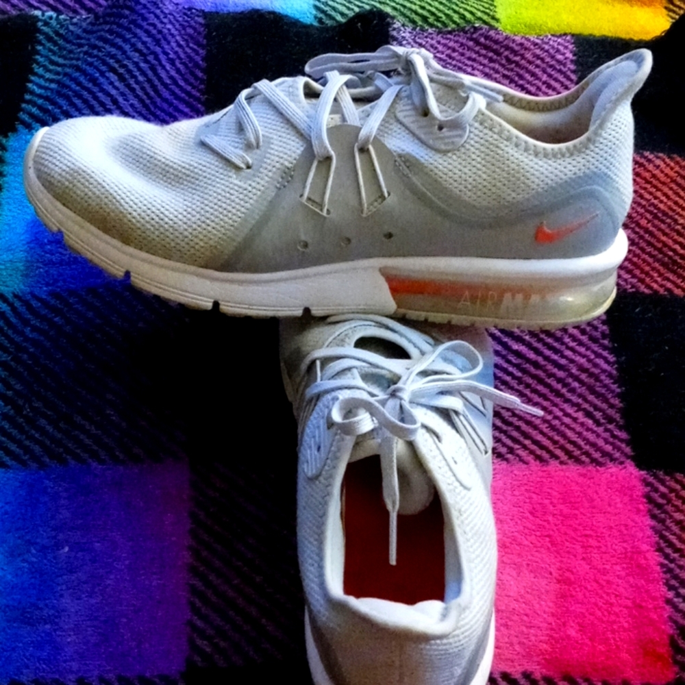 Tennis Shoes